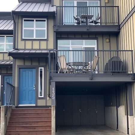 Race Rocks Townhouse - Sooke Villa ภายนอก รูปภาพ
